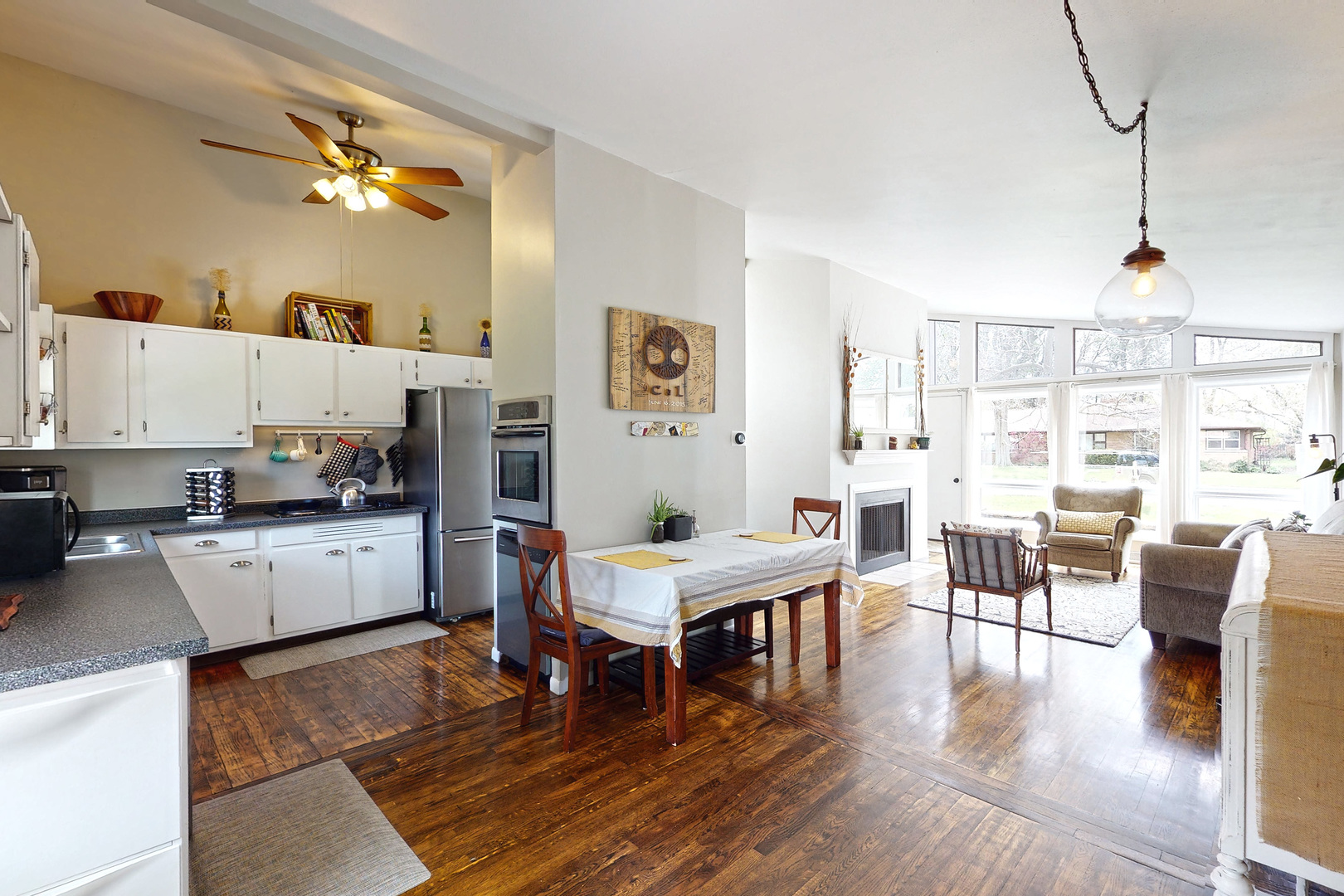 129 Thomas Drive Sycamore, IL 60178 - Photo 11 of 36