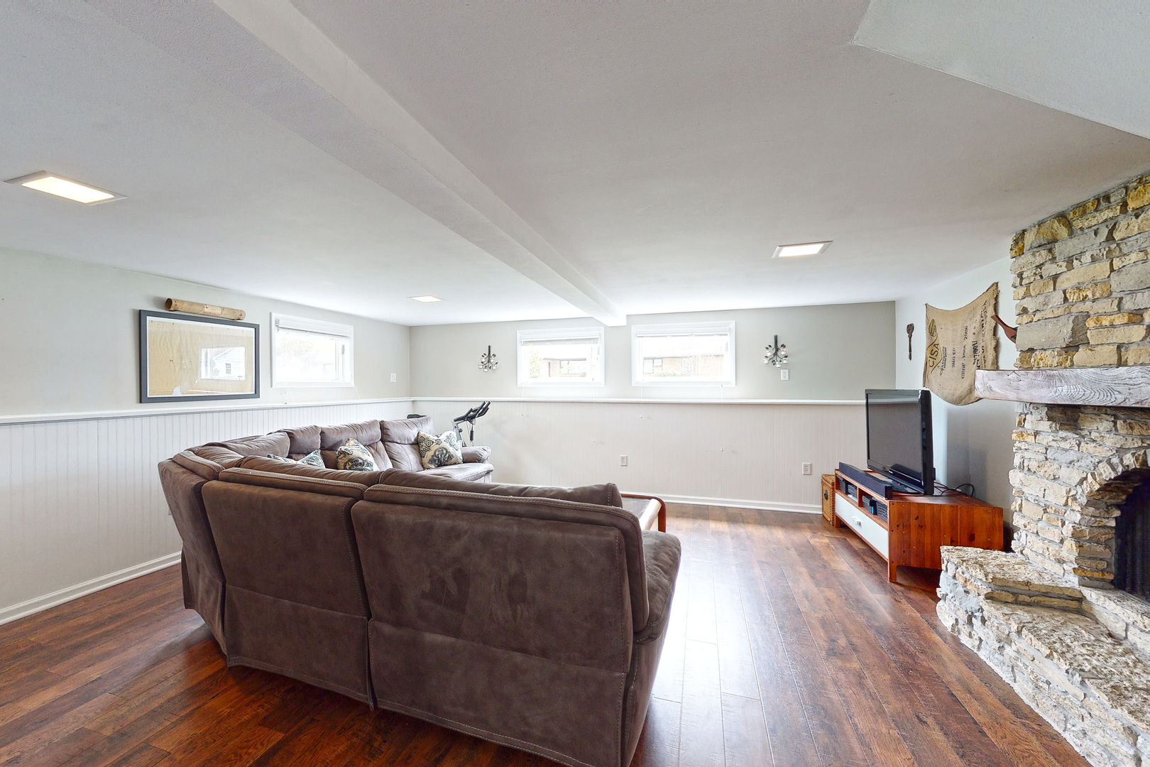 129 Thomas Drive Sycamore, IL 60178 - Photo 20 of 36