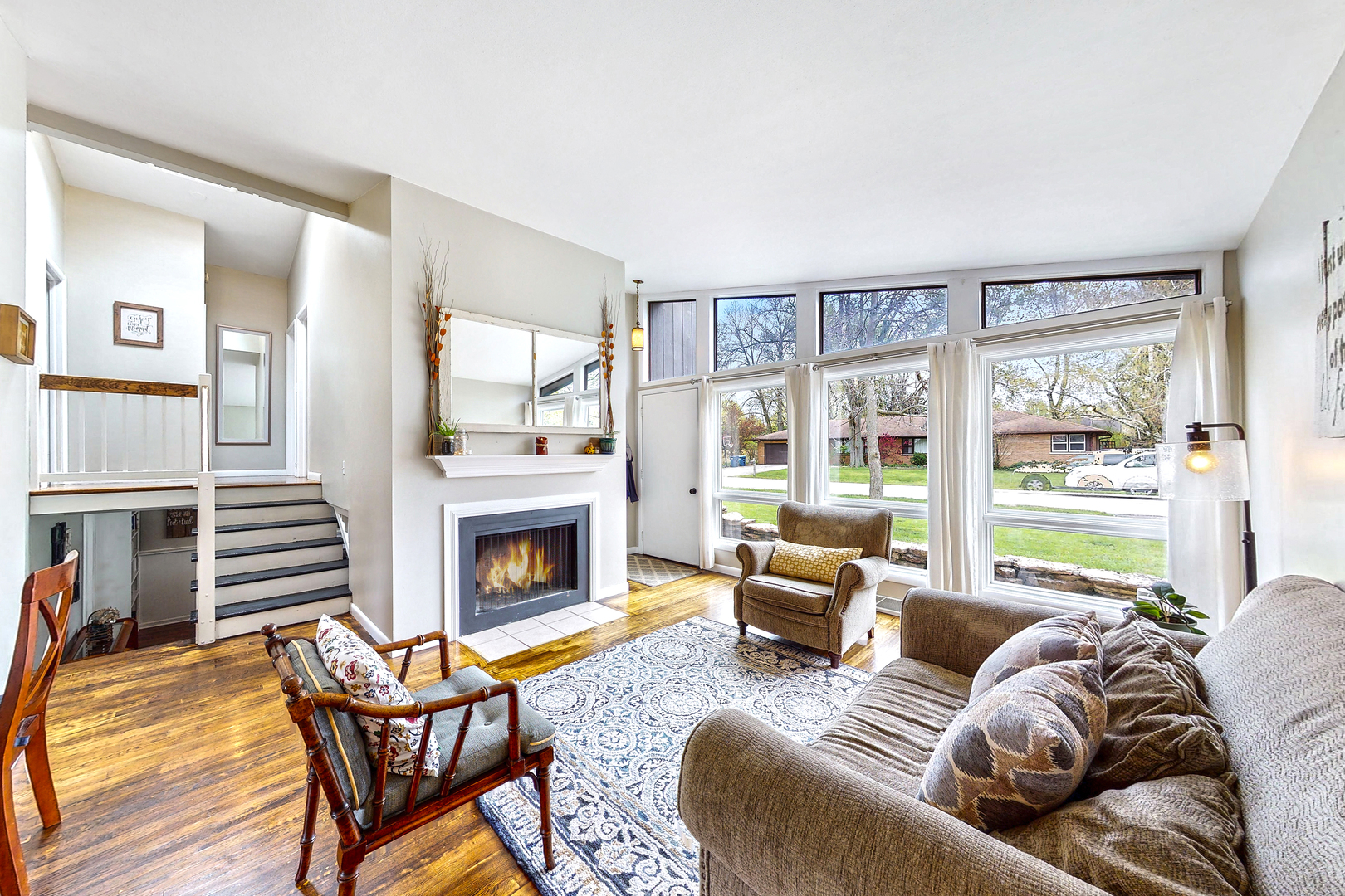 129 Thomas Drive Sycamore, IL 60178 - Photo 3 of 36