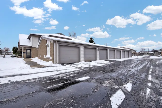 $209,900 | W177N9766 Riversbend Circle East, Germantown, WI 53022