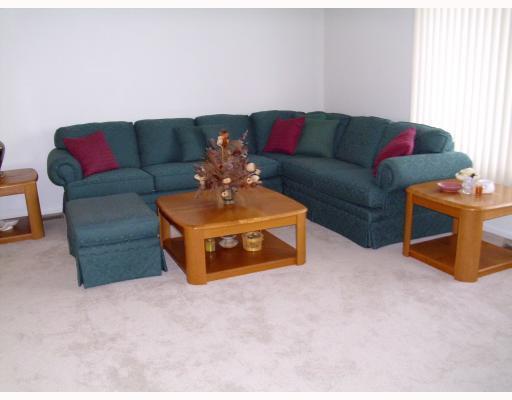 950 Torrence Drive Springfield, OH 45503 - Photo 4 of 8 Gallery Image 4