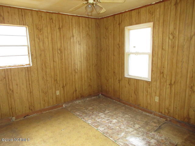 150 Herring Loop Road Wallace, NC 28466 - Photo 15 of 27 Bedroom 1 View 1