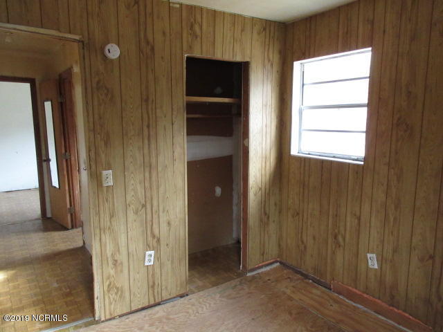 150 Herring Loop Road Wallace, NC 28466 - Photo 17 of 27 Bedroom 2