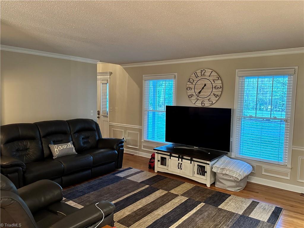 4950 Dock Davis Road Clemmons, NC 27012 - Photo 4 of 28