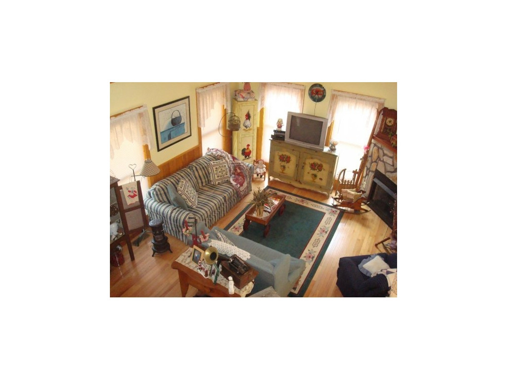 811 Green Road Butler, TN 37640 - Photo 8 of 17 Photo 8