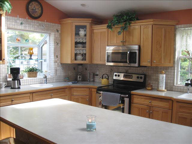 11286 Secor Road Temperance, MI 48182 - Photo 11 of 21 Kitchen
