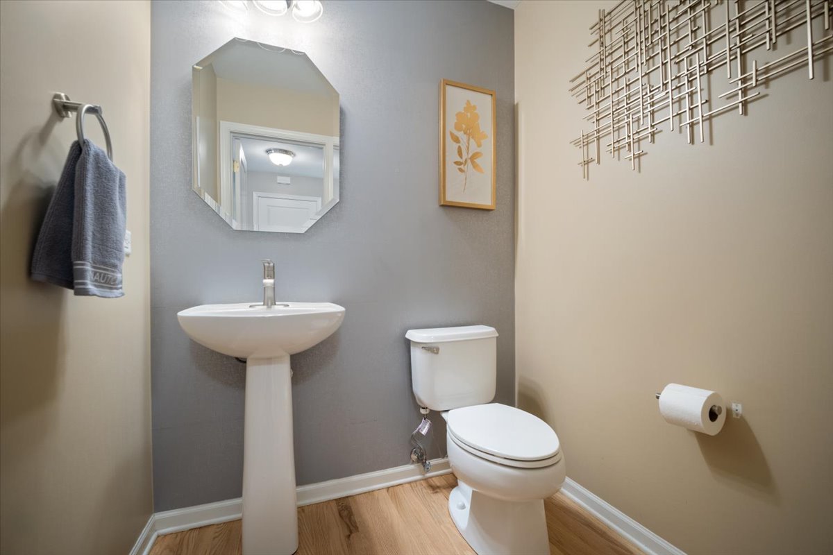 2 Springbrook Court Streamwood, IL 60107 - Photo 12 of 38