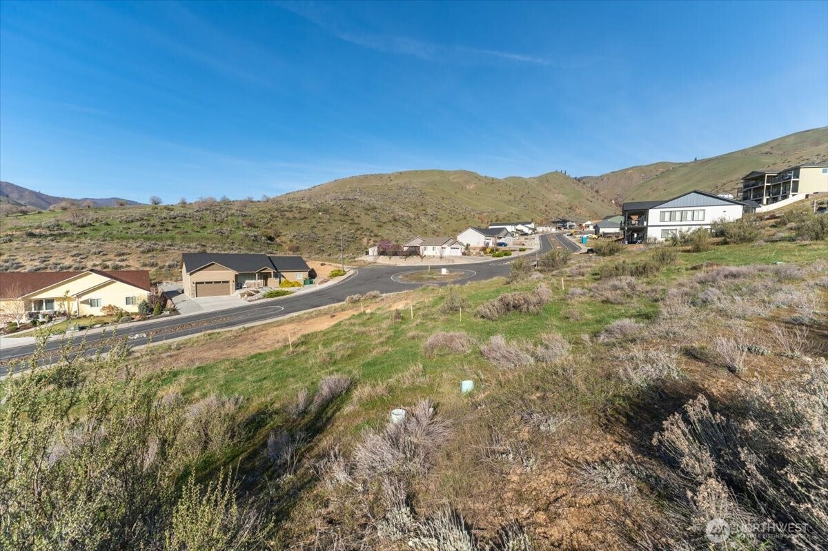 9988 Saska Way Entiat, WA 98822 - Photo 7 of 21 a view of a mountain with an ocean