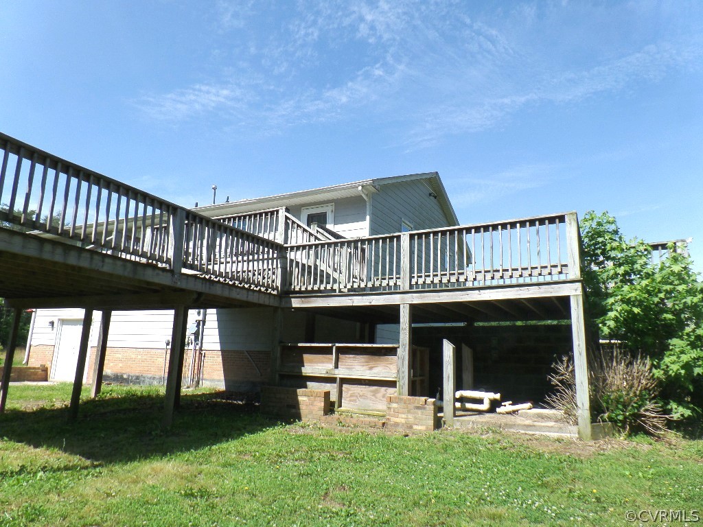 19002 Beaver Dam Road Beaverdam, VA 23015 - Photo 2 of 19 front view of a house with a porch