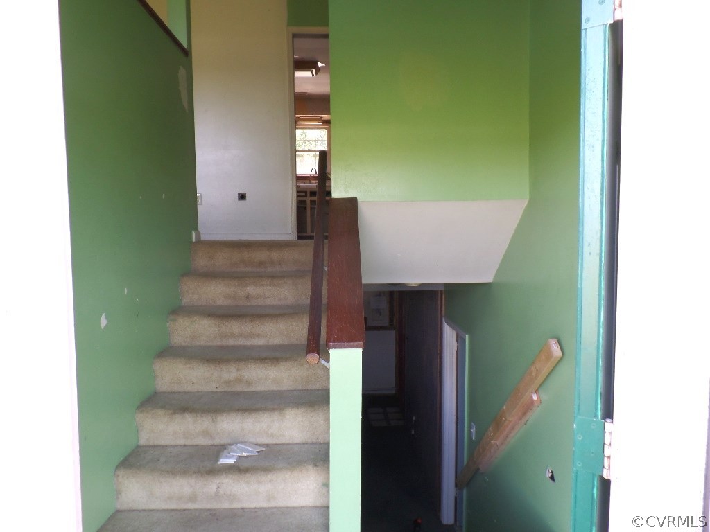 19002 Beaver Dam Road Beaverdam, VA 23015 - Photo 3 of 19 a view of entryway and hall with wooden floor