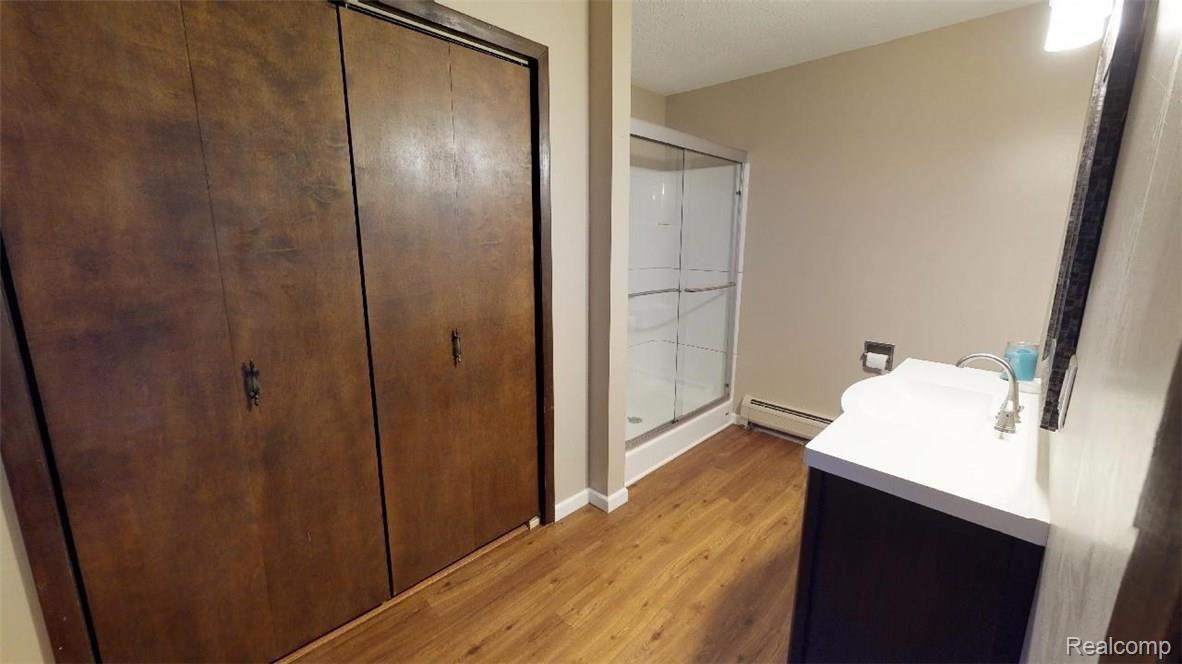 32100 King Road New Boston, MI 48164 - Photo 17 of 39 JDfkPJ5n7wF - 07.05