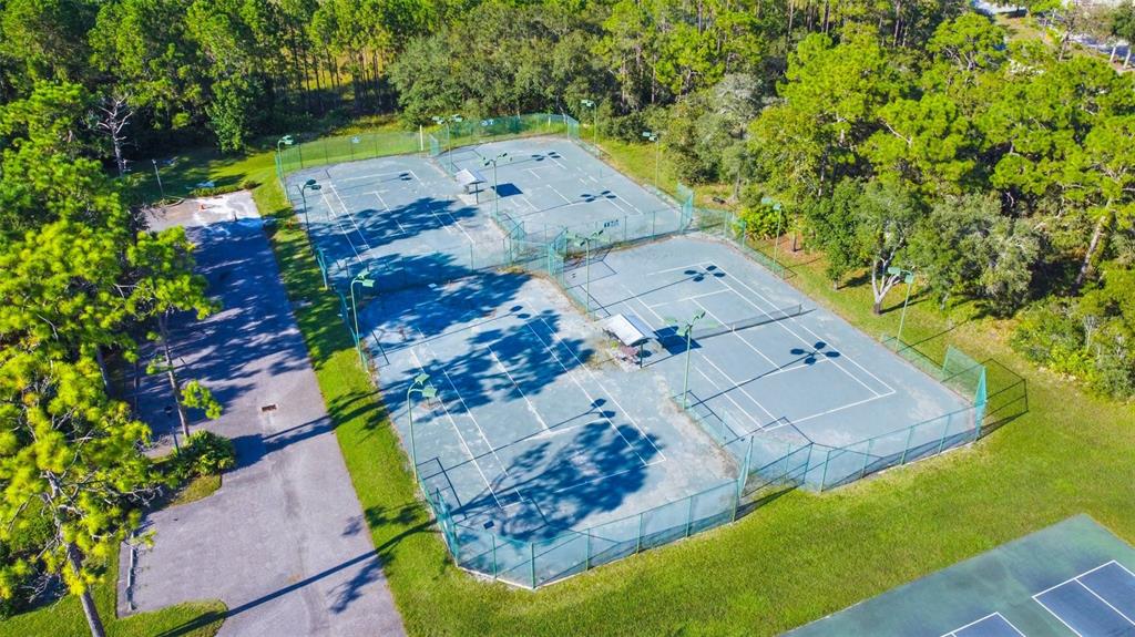 9426 Mississippi Run Weeki Wachee, FL 34613 - Photo 24 of 31 an aerial view of a house with a yard