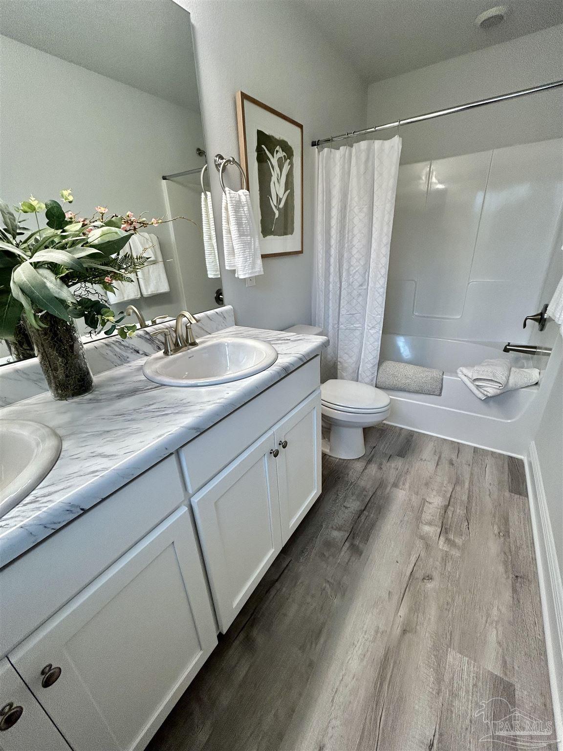 4984 Muldoon Pointe Road, Unit 5A Pensacola, FL 32526 - Photo 9 of 18 Gallery Image 9