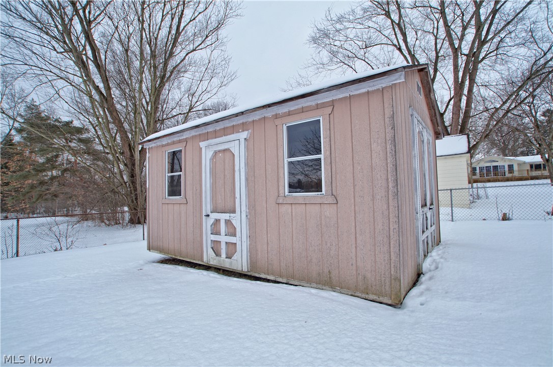 6696 Seneca Road Cleveland, OH 44143 - Photo 32 of 33 Gallery Image 32