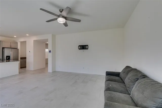 $2,890 | 7714 Duran Hbr Lane, North Las Vegas, NV 89084