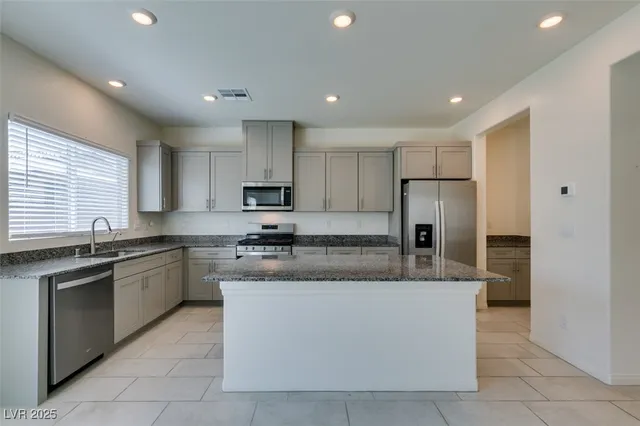 $2,890 | 7714 Duran Hbr Lane, North Las Vegas, NV 89084