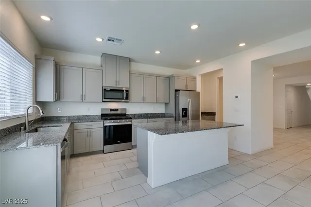 $2,890 | 7714 Duran Hbr Lane, North Las Vegas, NV 89084