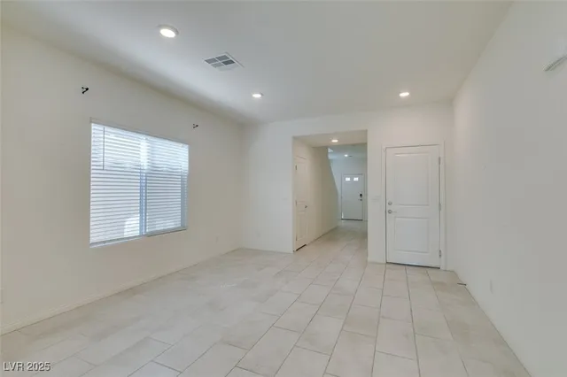 $2,890 | 7714 Duran Hbr Lane, North Las Vegas, NV 89084