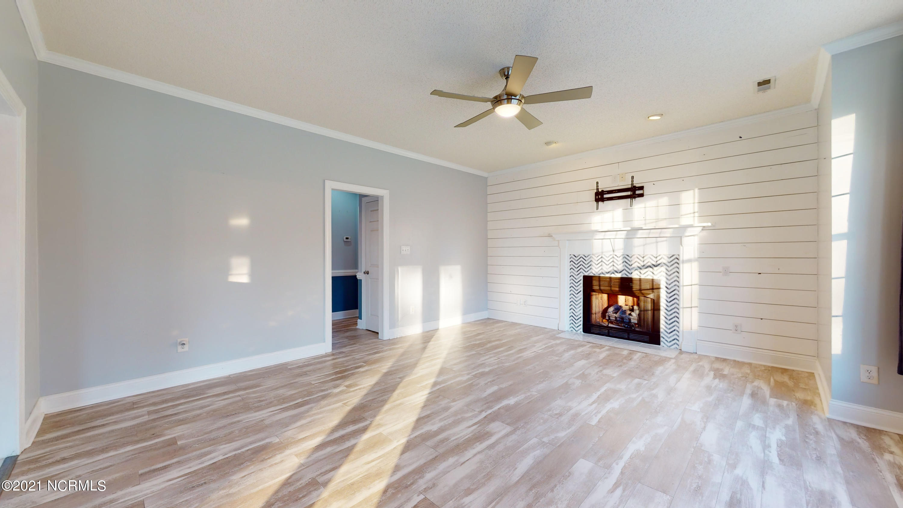 218 Riverbend Road Jacksonville, NC 28540 - Photo 24 of 62 218 Riverbend Road-38
