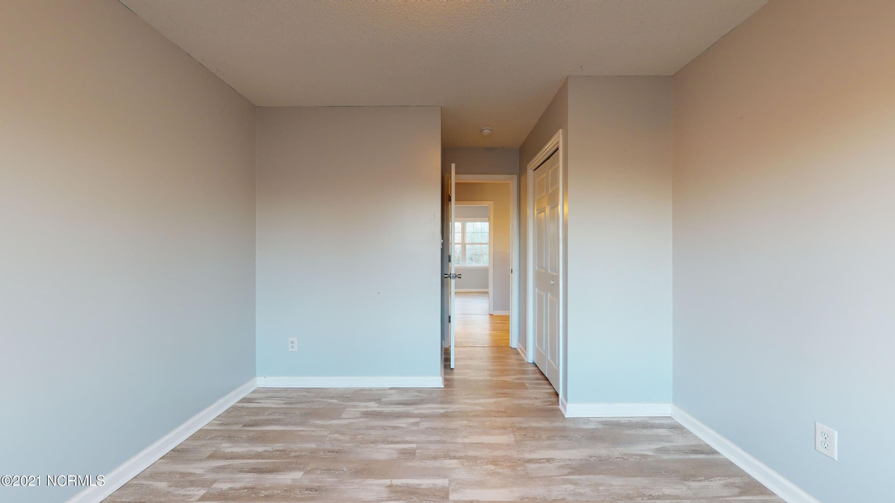 218 Riverbend Road Jacksonville, NC 28540 - Photo 35 of 62 218 Riverbend Road-60