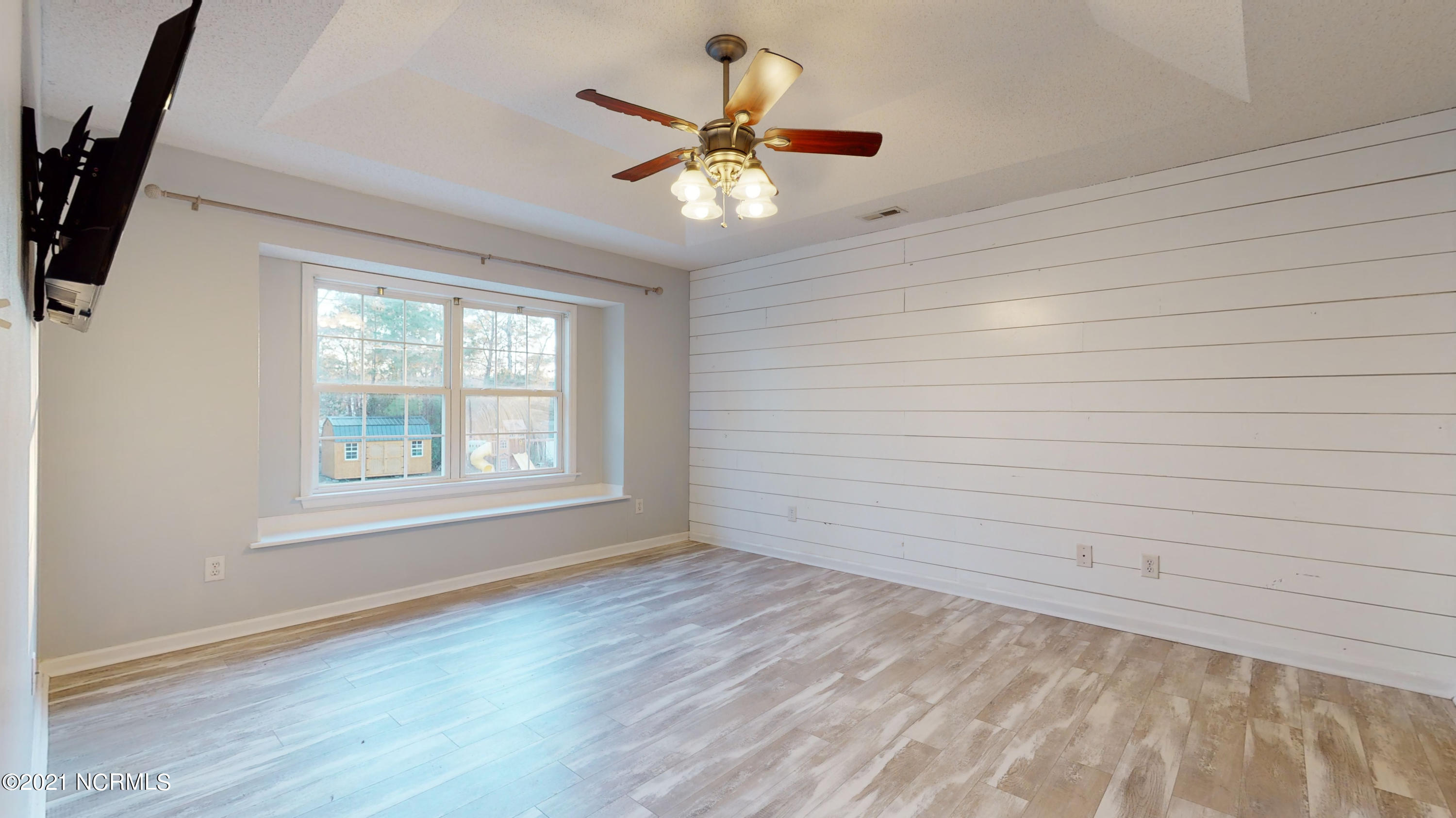 218 Riverbend Road Jacksonville, NC 28540 - Photo 40 of 62 218 Riverbend Road-46
