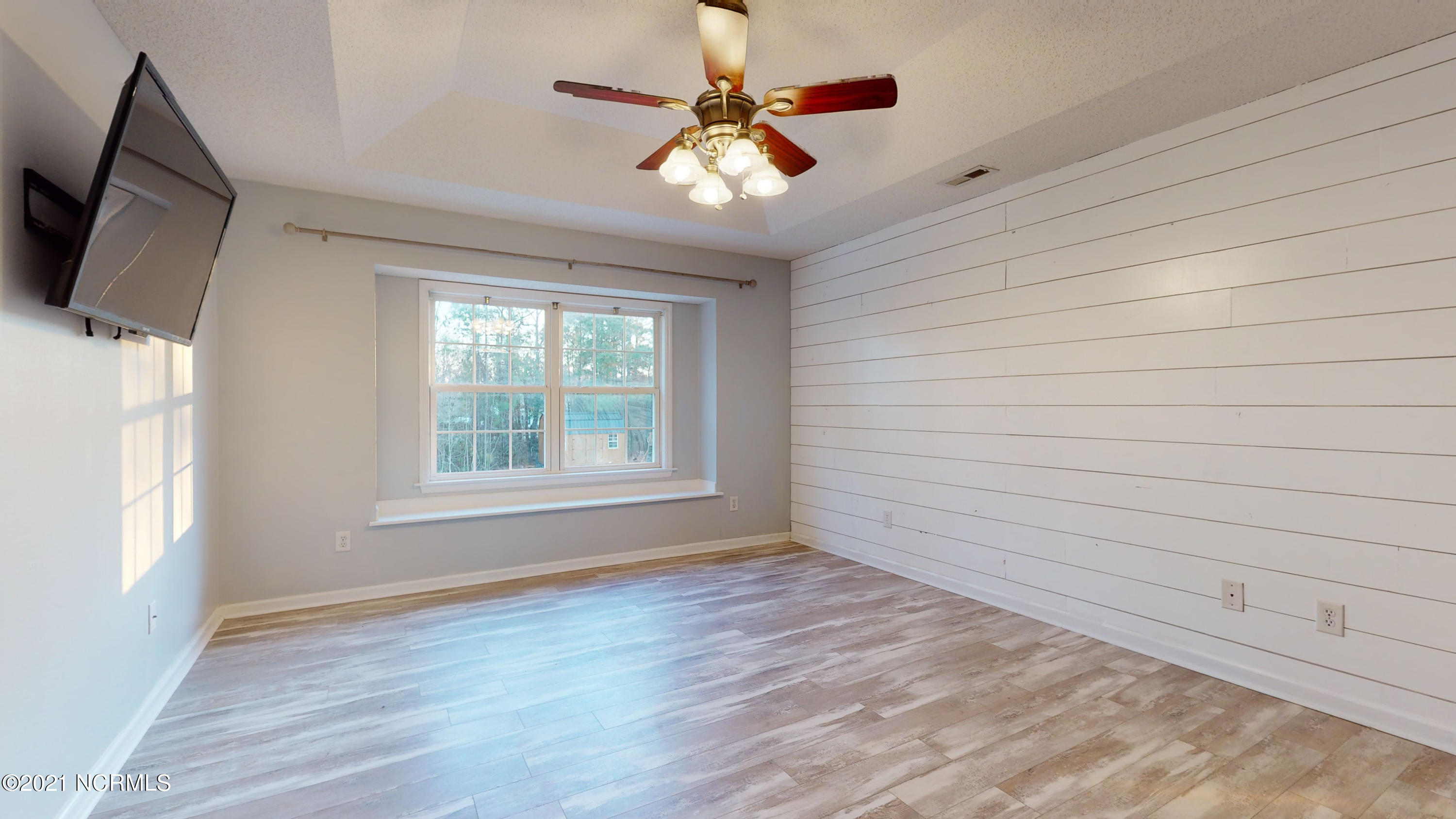 218 Riverbend Road Jacksonville, NC 28540 - Photo 42 of 62 218 Riverbend Road-48