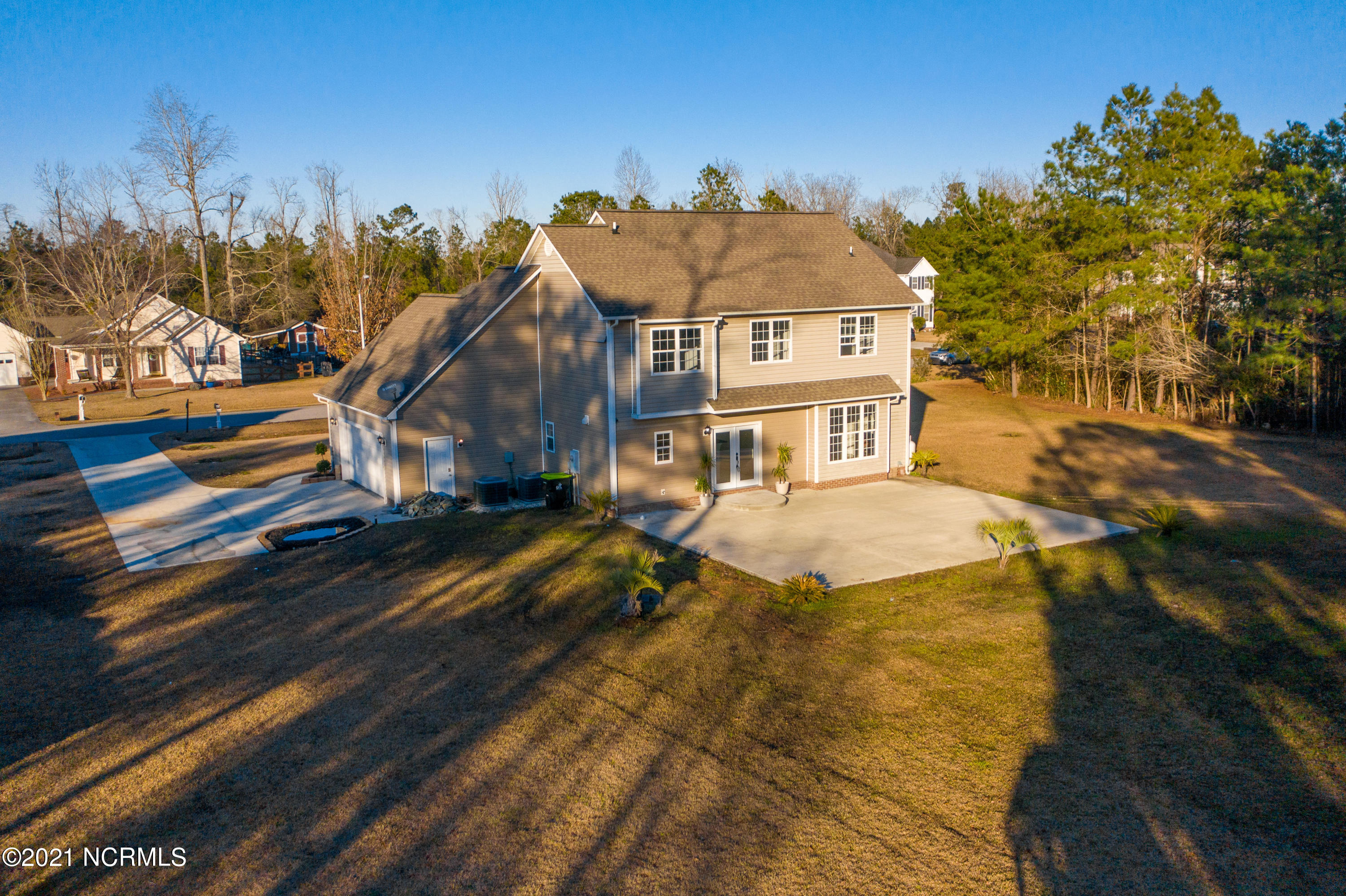 218 Riverbend Road Jacksonville, NC 28540 - Photo 56 of 62 218 Riverbend Road-14