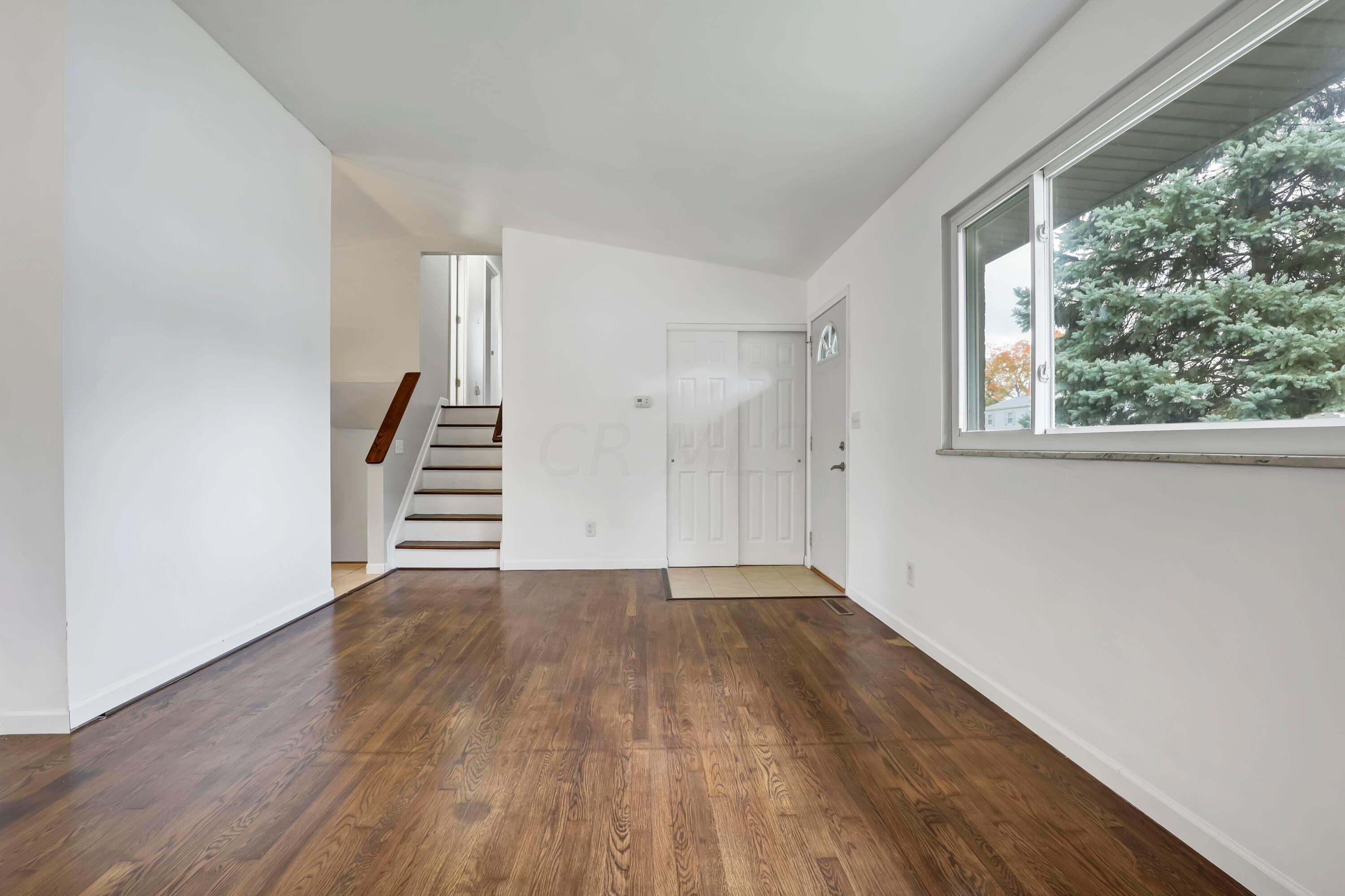 1256 Thurell Road Columbus, OH 43229 - Photo 11 of 58 Gallery Image 11