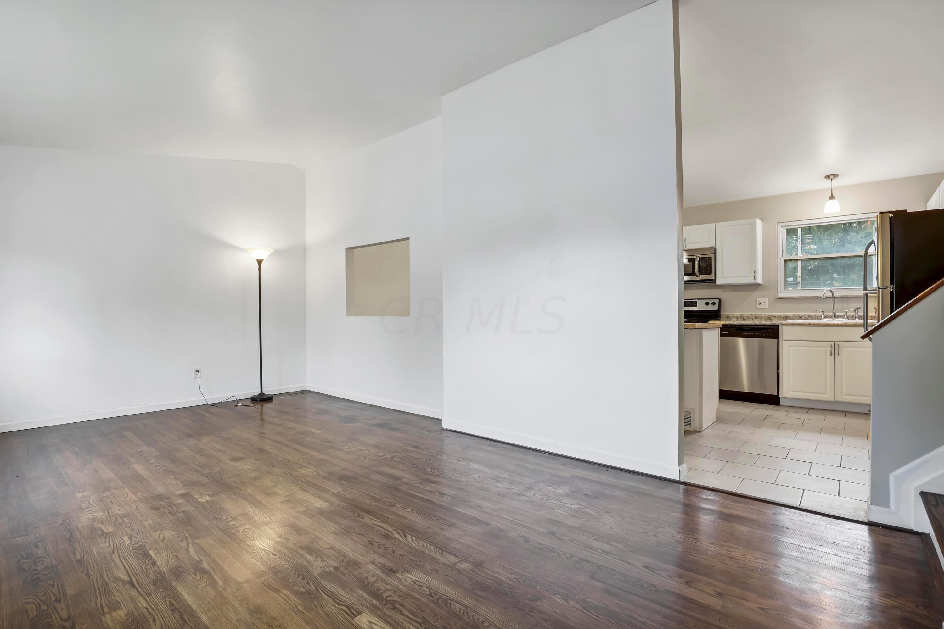 1256 Thurell Road Columbus, OH 43229 - Photo 12 of 58 Gallery Image 12