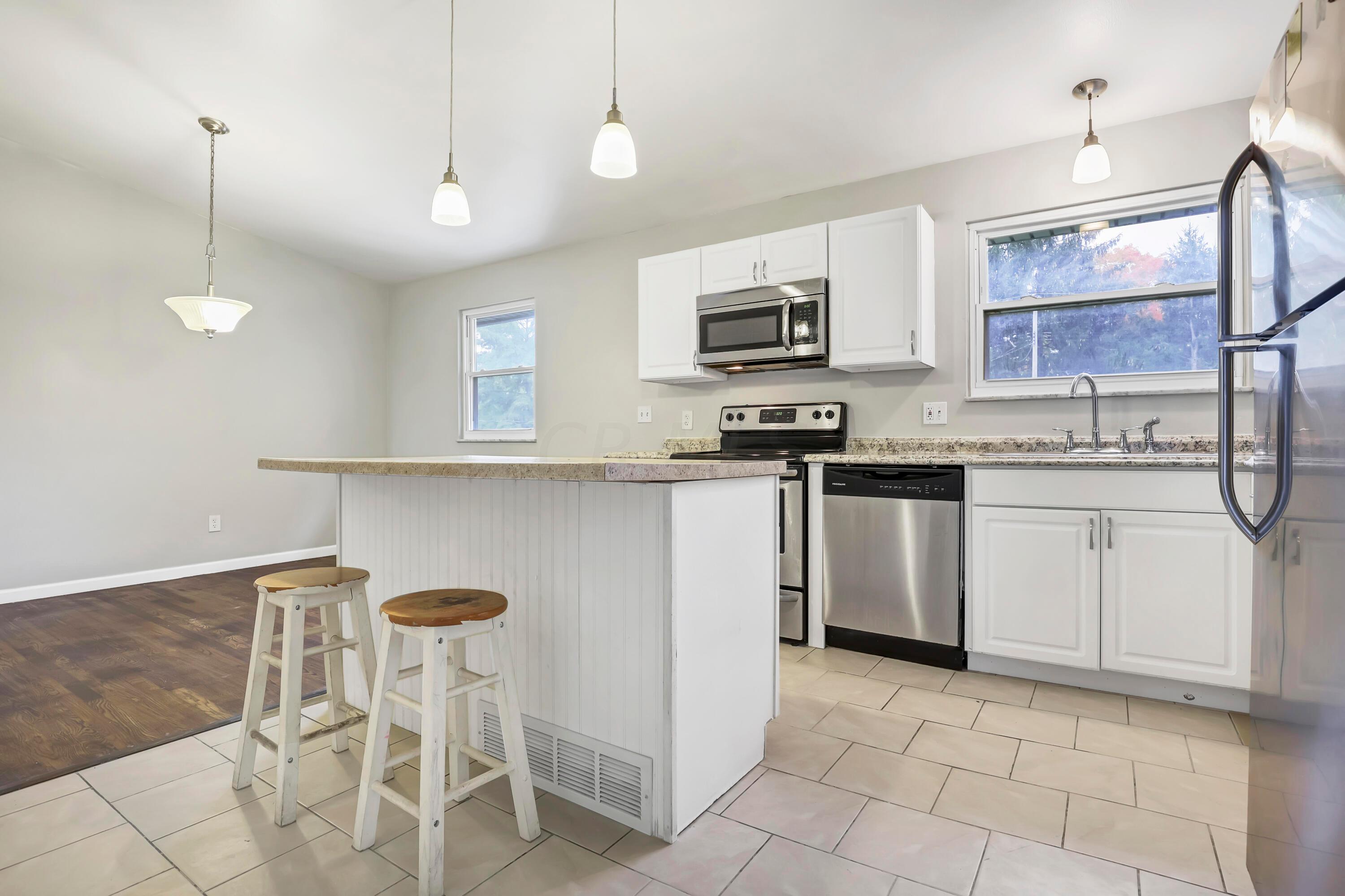 1256 Thurell Road Columbus, OH 43229 - Photo 14 of 58 Gallery Image 14