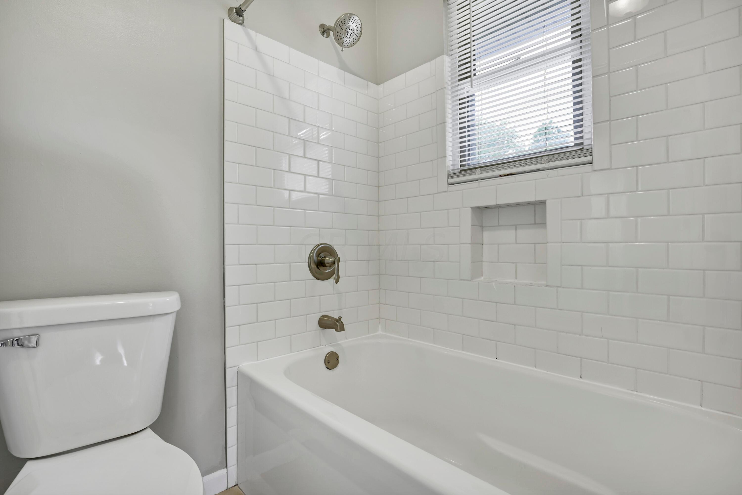 1256 Thurell Road Columbus, OH 43229 - Photo 35 of 58 Gallery Image 35