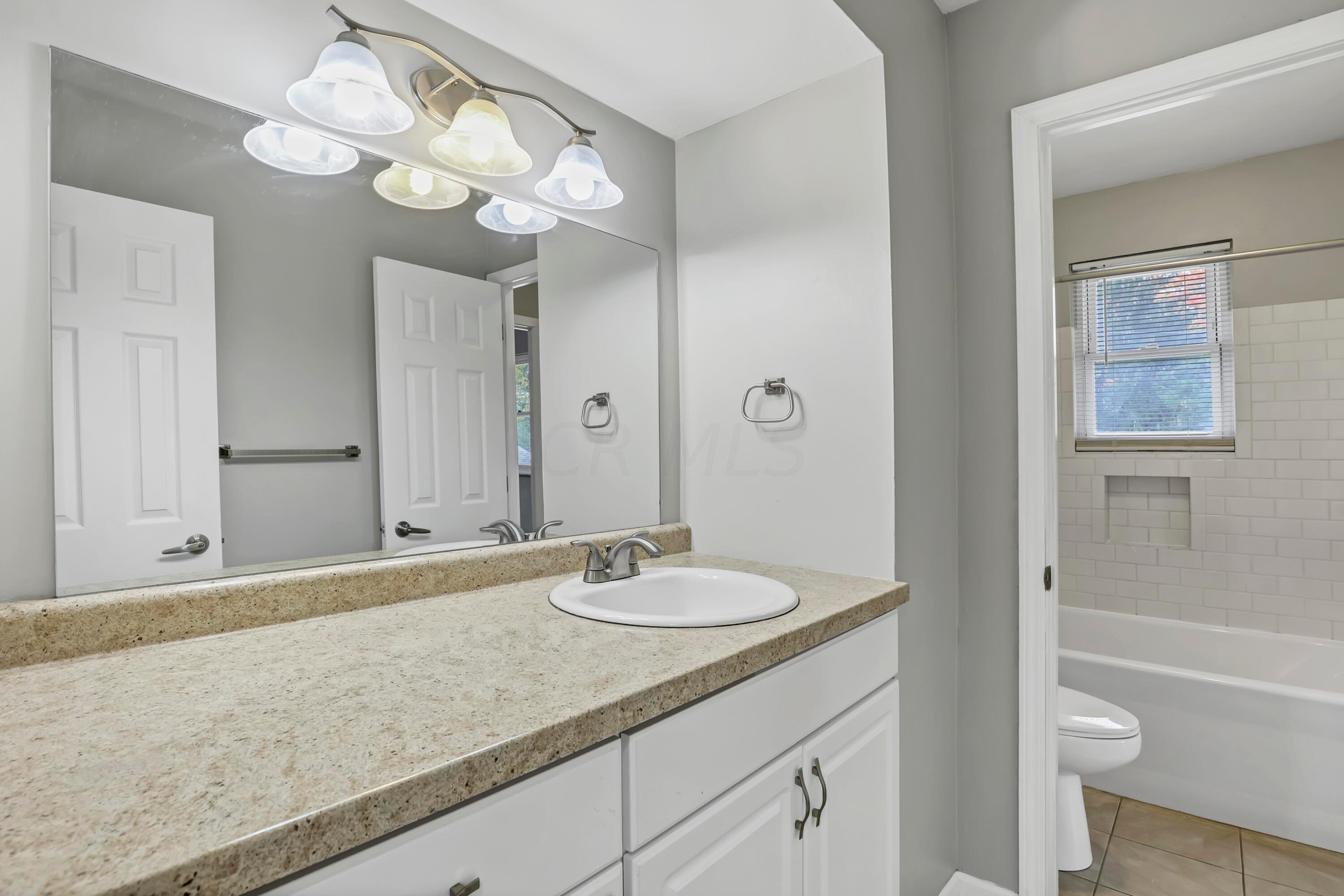 1256 Thurell Road Columbus, OH 43229 - Photo 37 of 58 Gallery Image 37