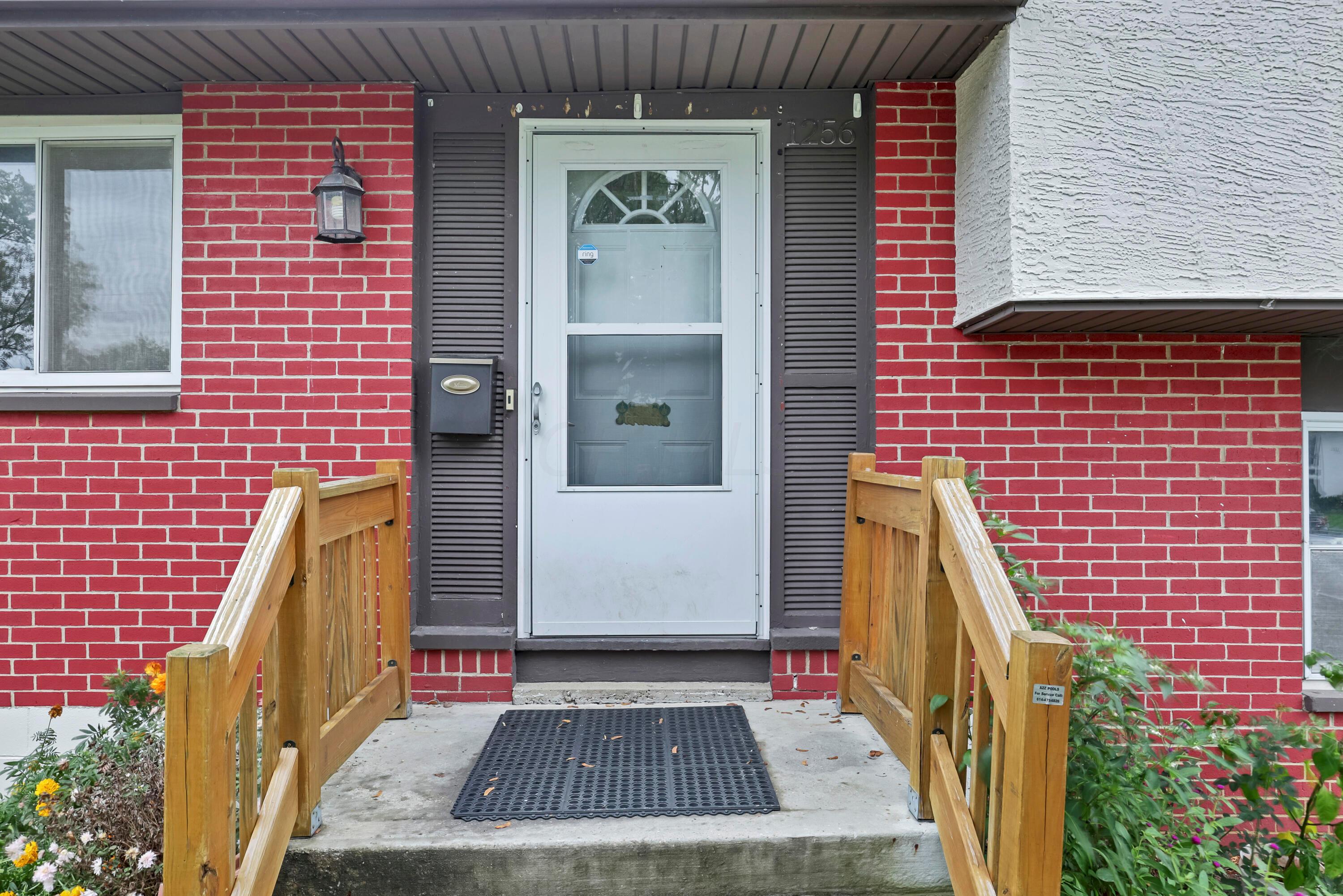 1256 Thurell Road Columbus, OH 43229 - Photo 5 of 58 Gallery Image 5