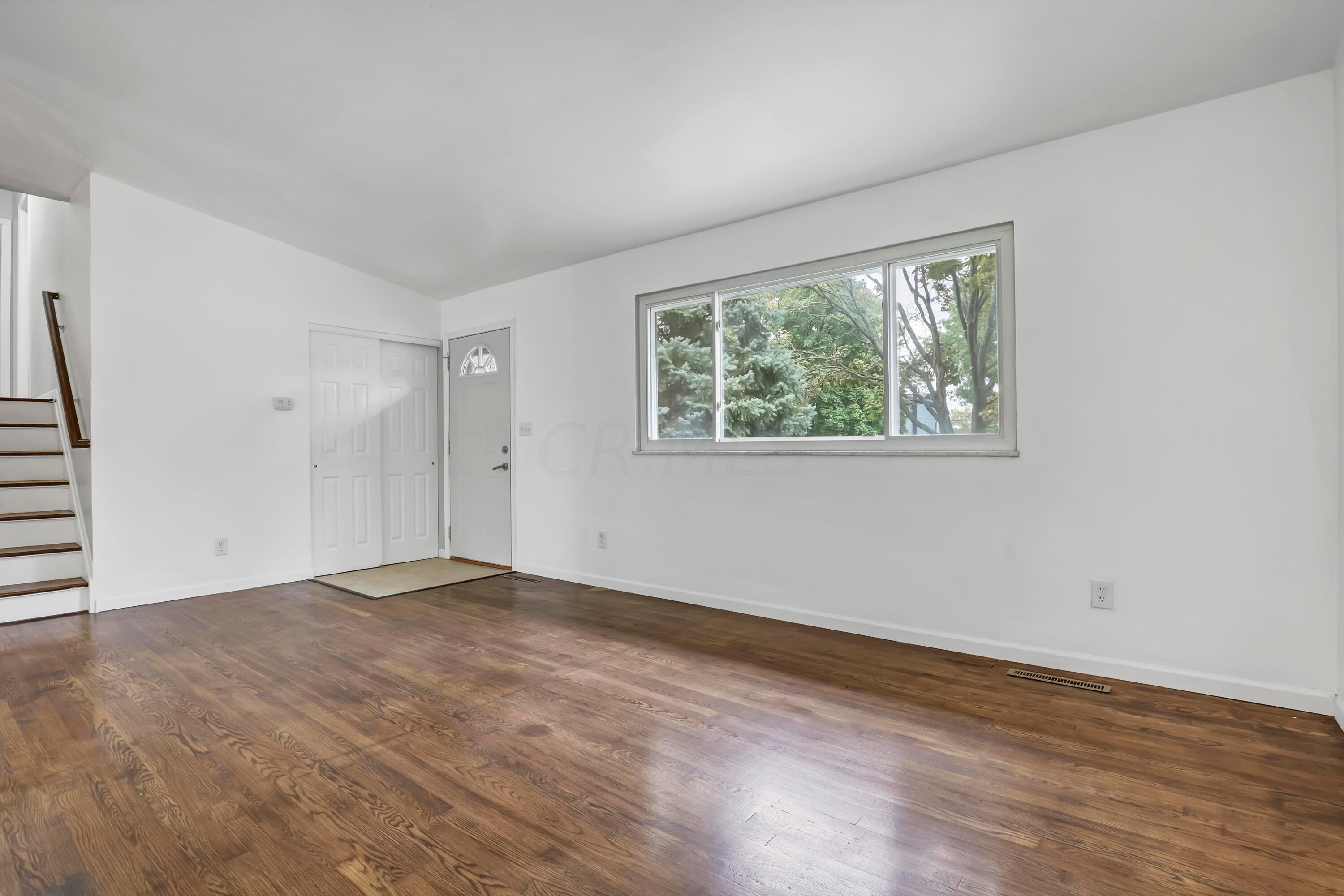1256 Thurell Road Columbus, OH 43229 - Photo 9 of 58 Gallery Image 9