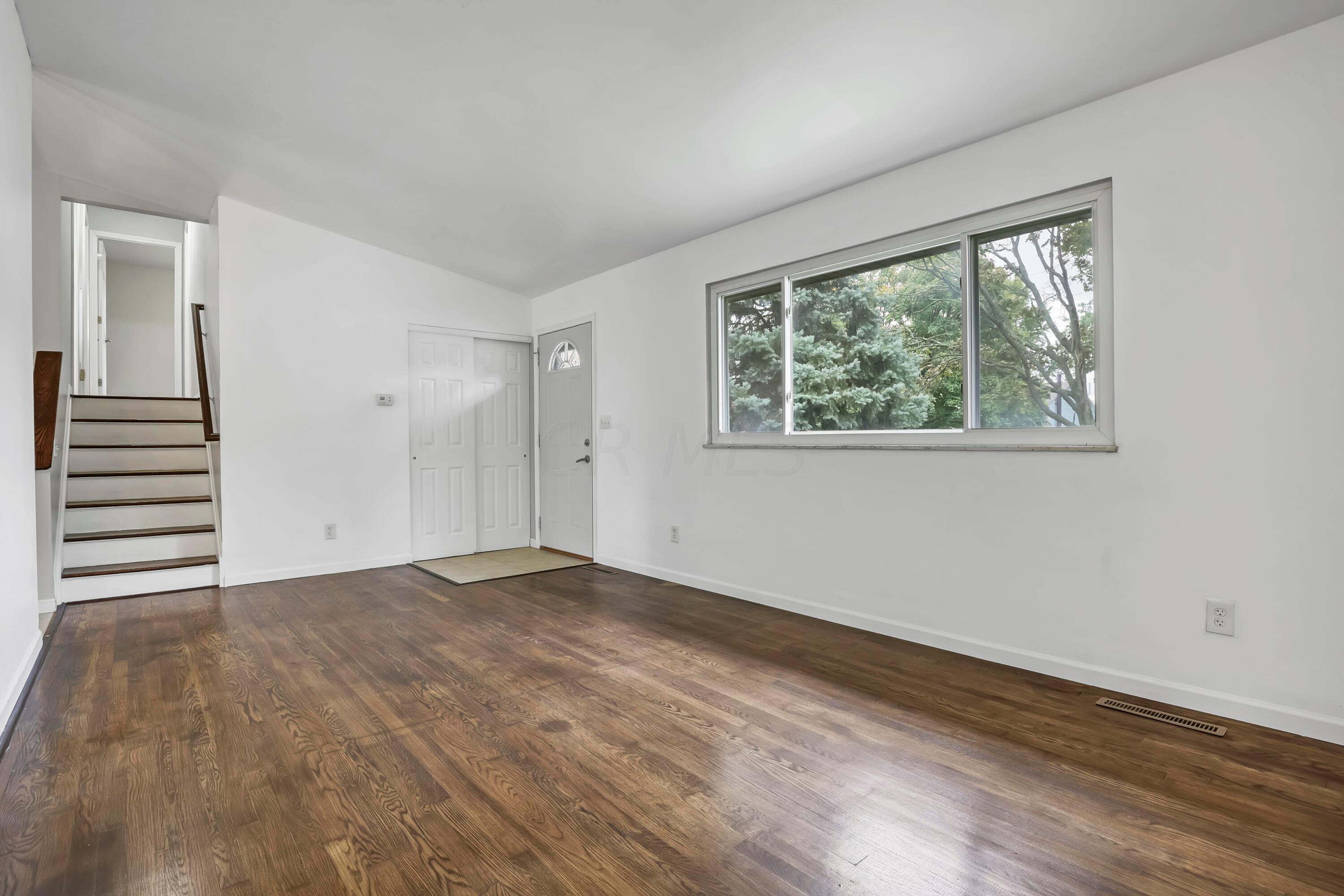 1256 Thurell Road Columbus, OH 43229 - Photo 10 of 58 Gallery Image 10