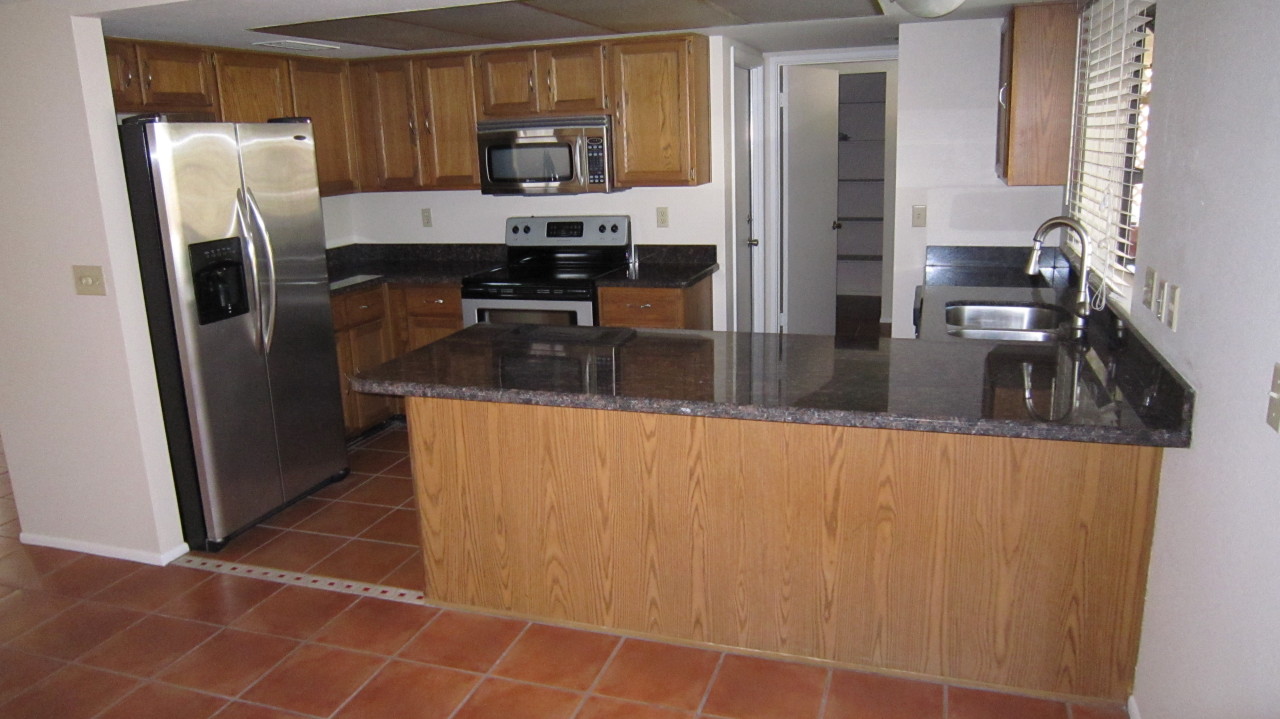 4334 East Decatur Street Mesa, AZ 85205 - Photo 9 of 37 Open Gourmet Kitchen