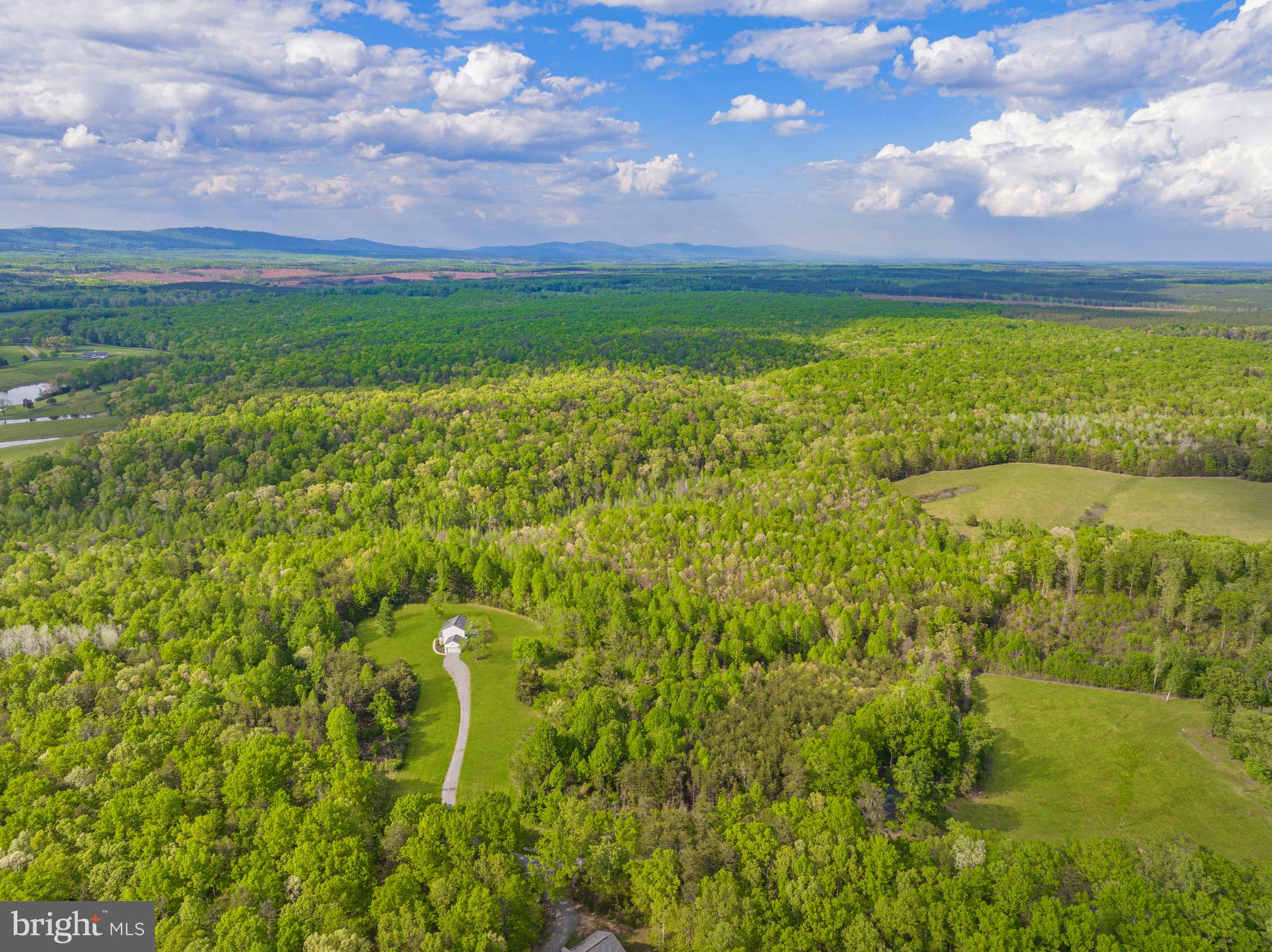845 Raccoon Ridge Scottsville, VA 24590 - Photo 8 of 22