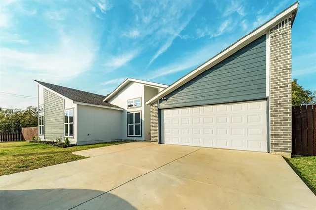 a view of garage with garage