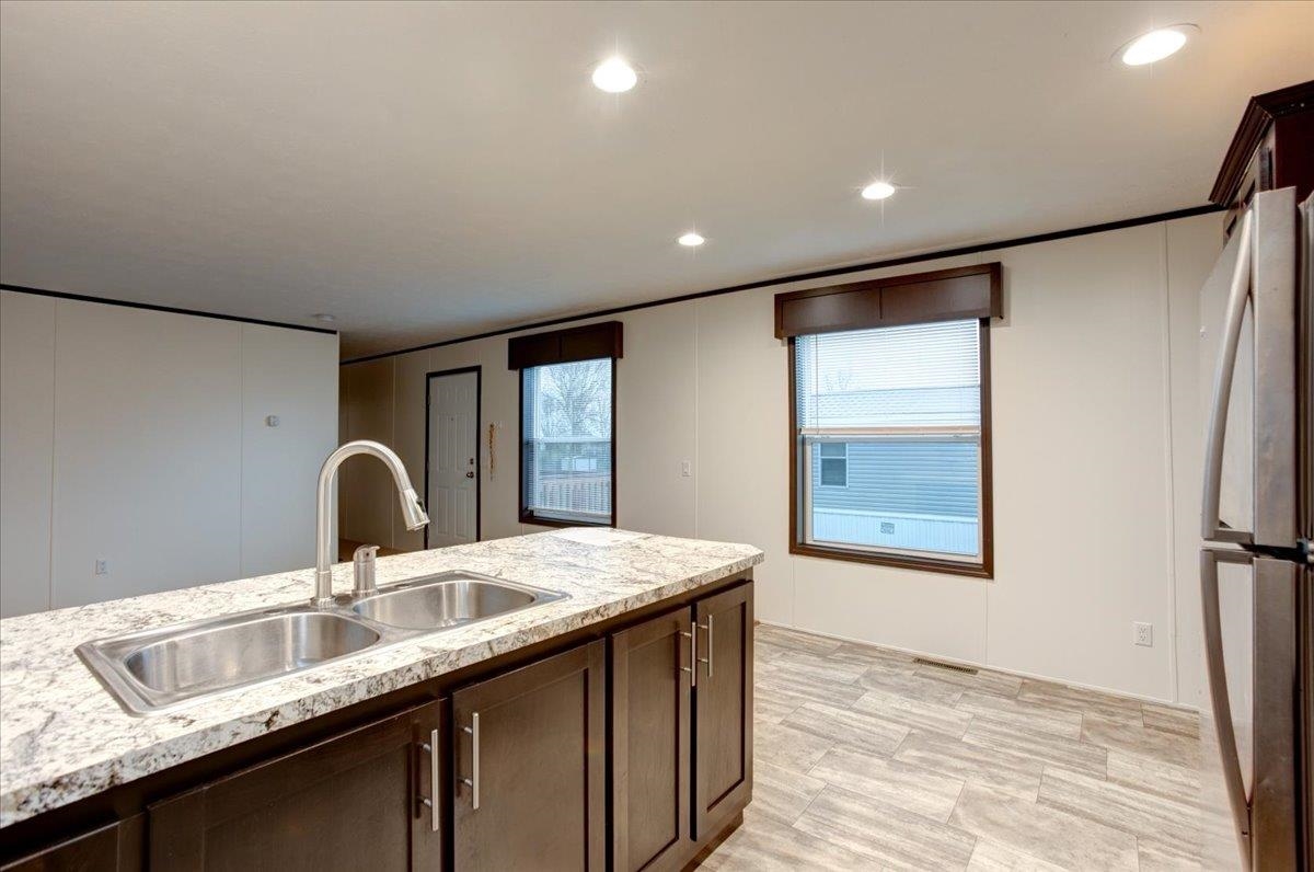 3003 Wilson, Unit 22 Menomonie, WI 54751 - Photo 13 of 43