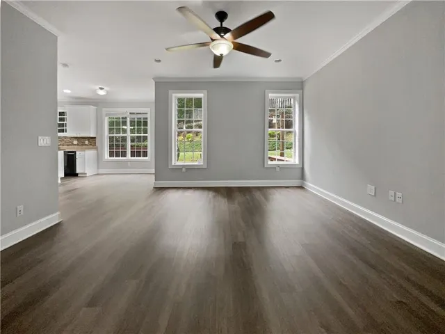 $350,000 | 305 Crest Pointe South, Bremen, GA 30110