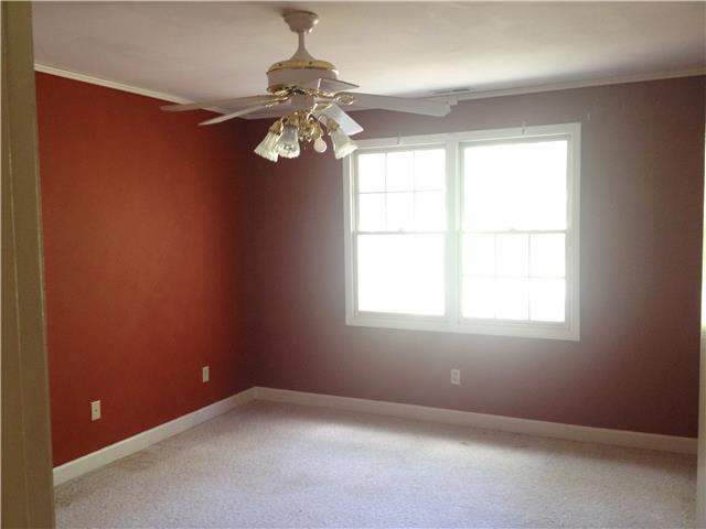 1193 Bakers Work Road Burns, TN 37029 - Photo 11 of 20 Gallery Image 11