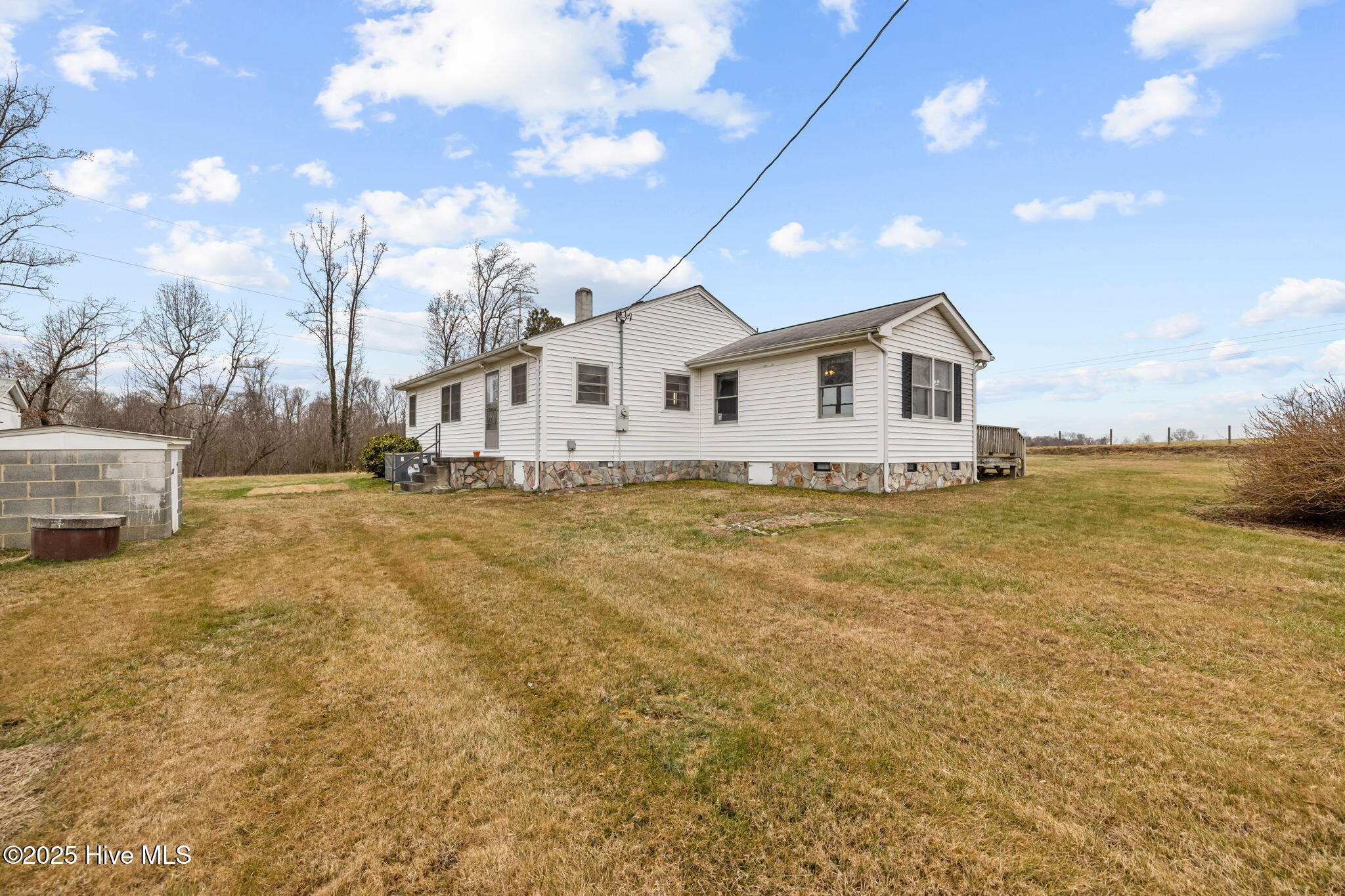 1100 Ben Smith Road Siler City, NC 27344 - Photo 13 of 66 6-web-or-mls-6S5A1622