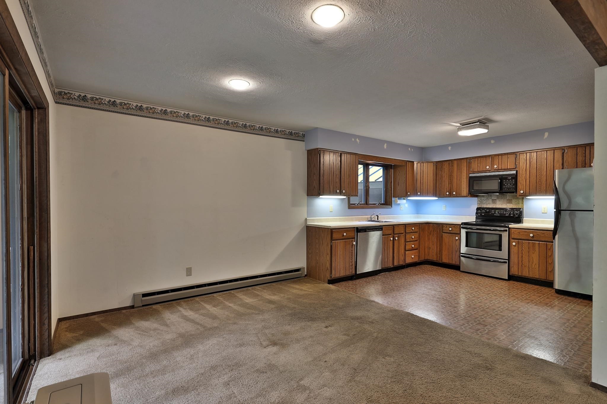 465 Currier Road Killington, VT 05751 - Photo 8 of 40 Gallery Image 8