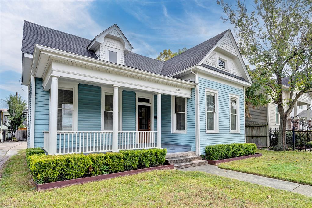 1638 Arlington Street, Houston, TX 77008 Compass