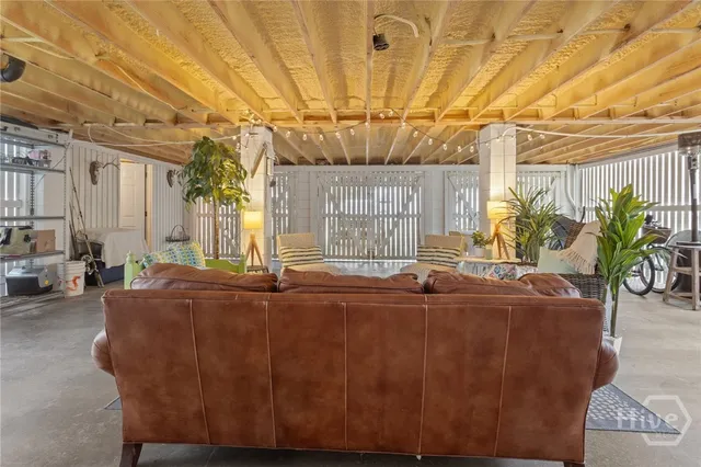 $999,999 | 1103 Butler Avenue, Tybee Island, GA 31328