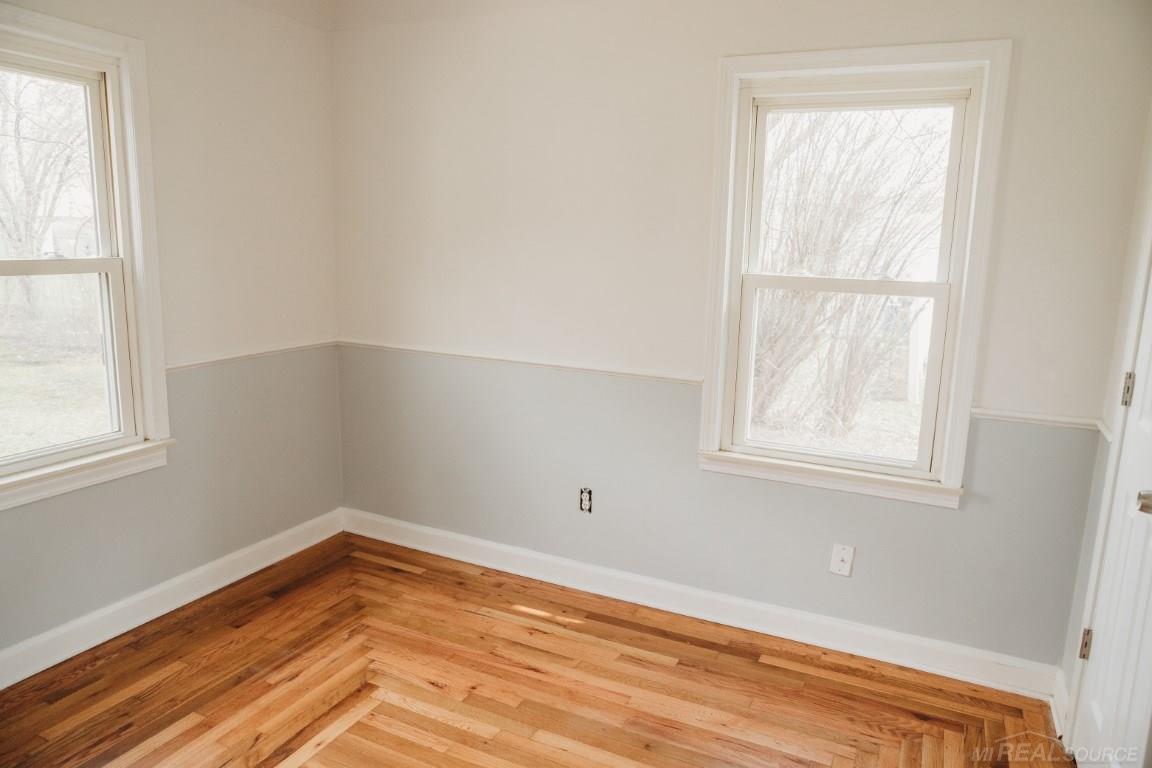 2363 East Maple Road Troy, MI 48083 - Photo 7 of 31 50009887-6.JPG