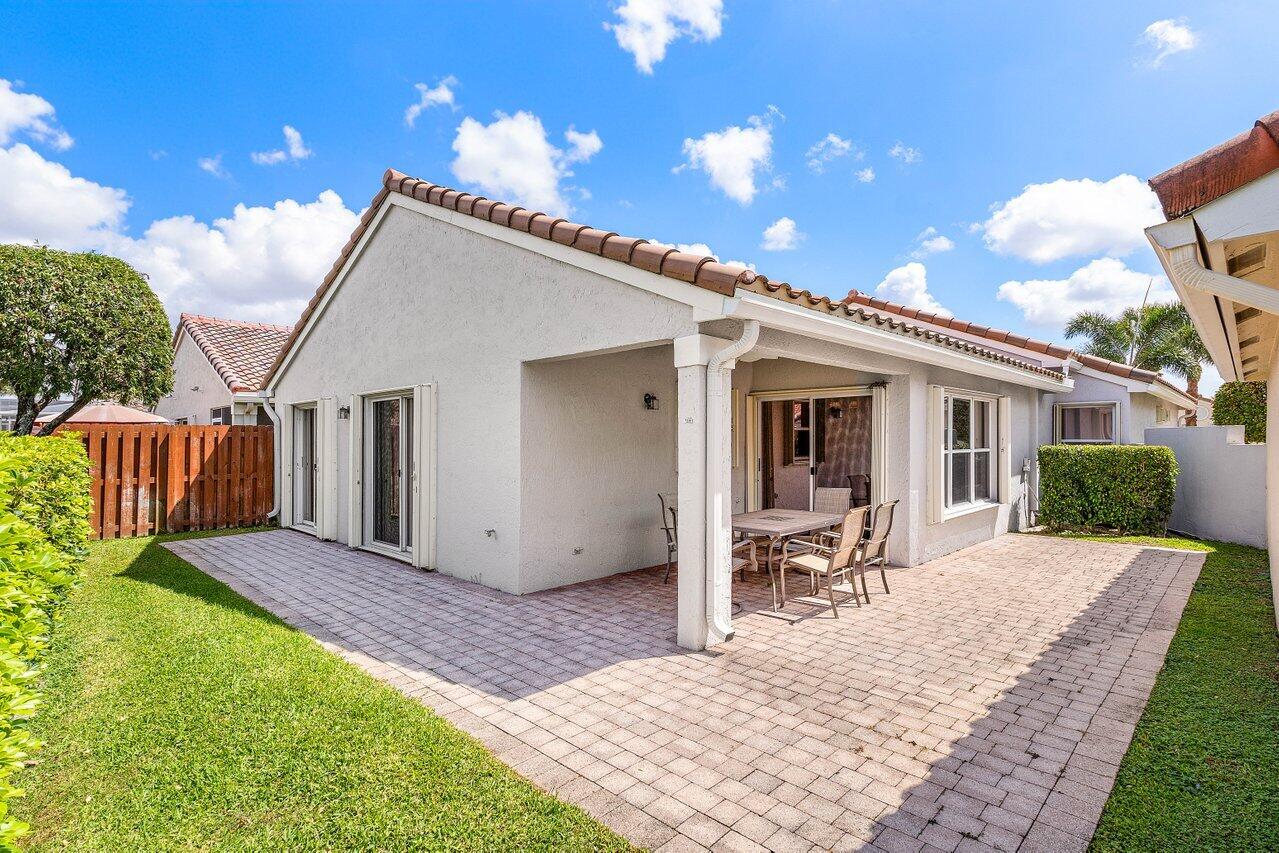 7338 Chorale Road Boynton Beach, FL 33437 - Photo 7 of 23 023-7338ChoraleRoad-BoyntonBeach-FL-3343