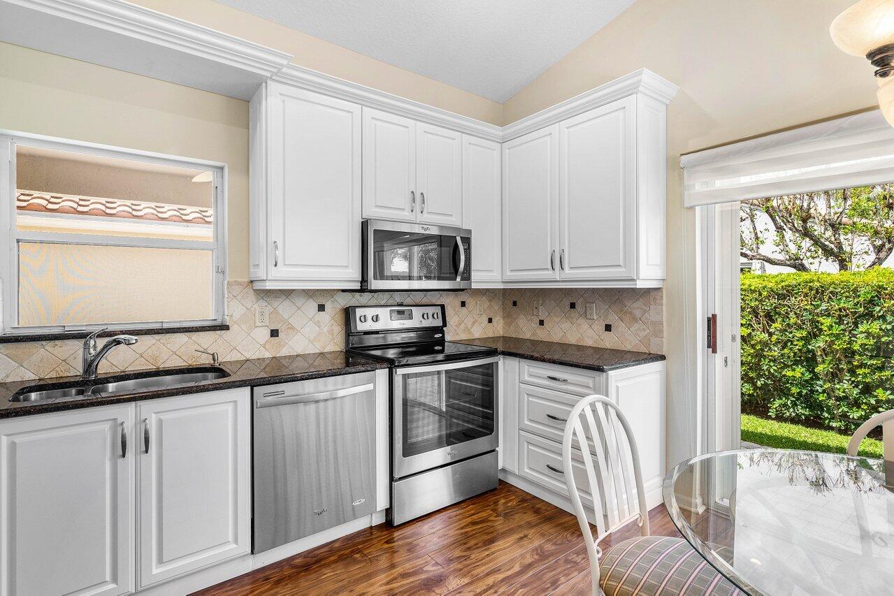 7338 Chorale Road Boynton Beach, FL 33437 - Photo 8 of 23 012-7338ChoraleRoad-BoyntonBeach-FL-3343