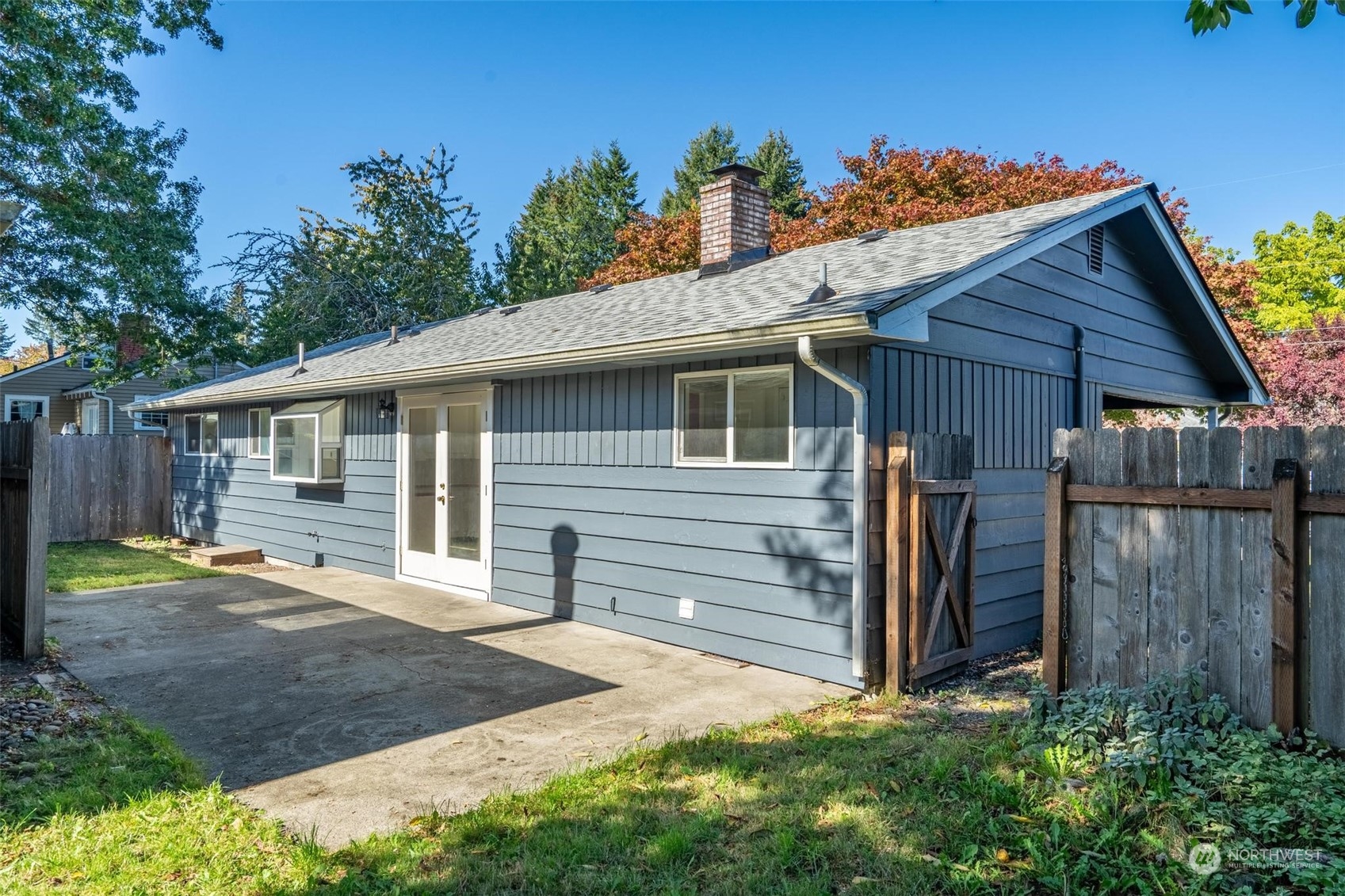 229 V Street Southwest Tumwater, WA 98501 - Photo 18 of 38 a front view of a house with garden