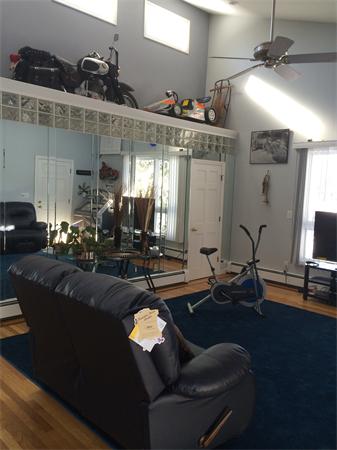 6 Glendale Road Stoneham, MA 02180 - Photo 3 of 15 Gallery Image 3
